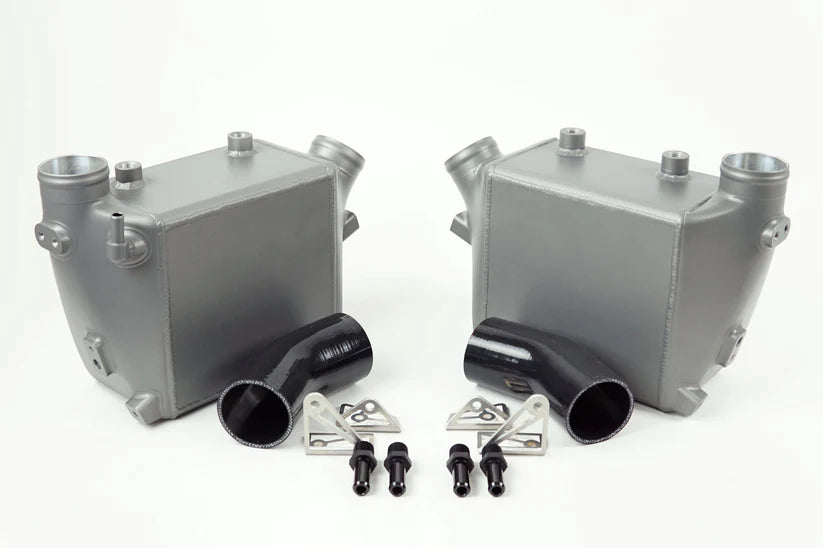 McLaren M840T - High-Performance CSF Intercooler System