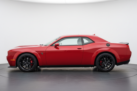 2016 dodge challenger side view
